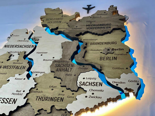 Багатошарова карта Німеччини з підсвіткою річок колір Wander